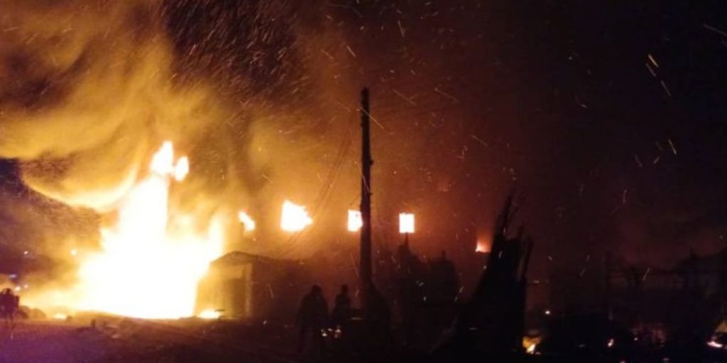 Fire guts market - 1