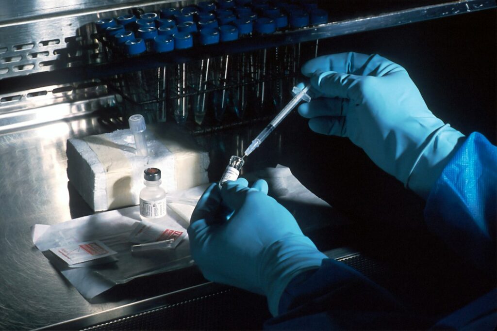 Laboratory scientist conducting infectious disease research