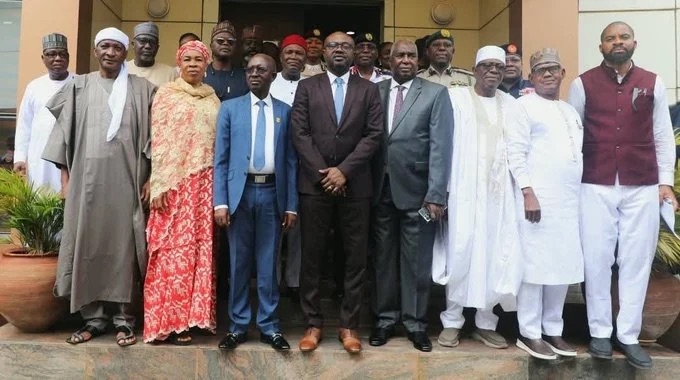 Members of the independent Minna custody inquiry committee with Interior Minister Olubunmi Tunji-Ojo in Abuja